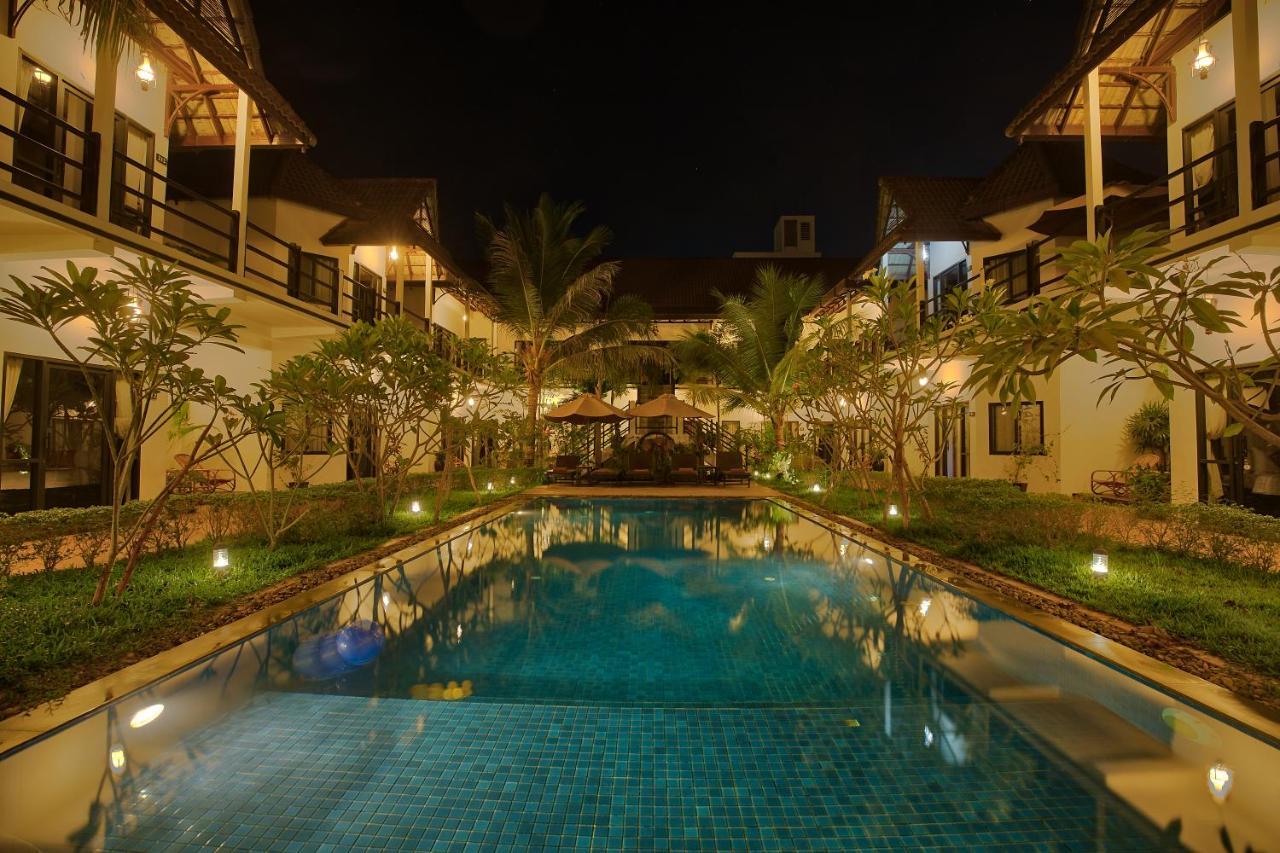 S.R Sofia Villa Hotel Ciudad de Siem Riep Exterior foto